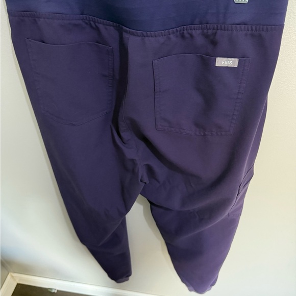 Figs Purple Shadow Set size Medium jogger pants - Picture 7 of 10